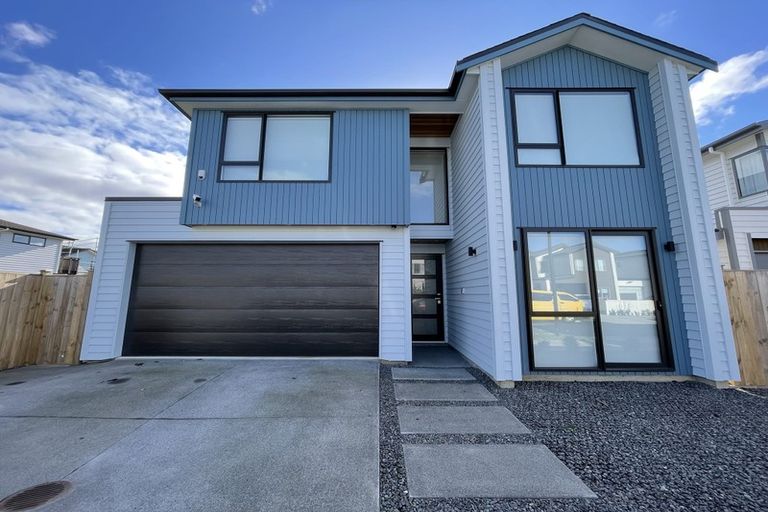 Photo of property in 10 Silvereye Road, Hobsonville, Auckland, 0616