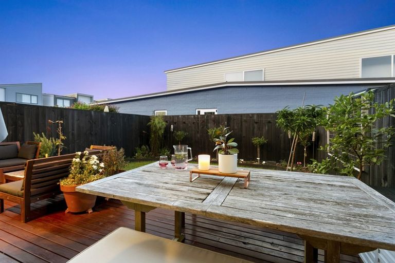 Photo of property in 14 Skylark Road, Hobsonville, Auckland, 0616