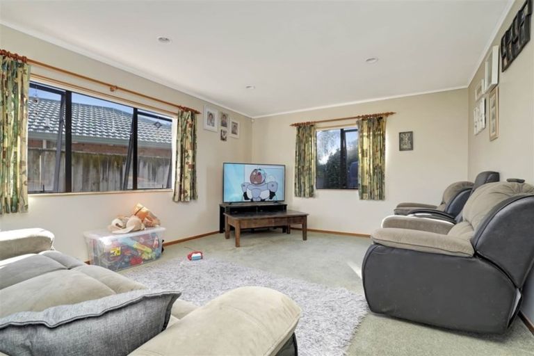 Photo of property in 27 Newfield Drive, Fairview Downs, Hamilton, 3214