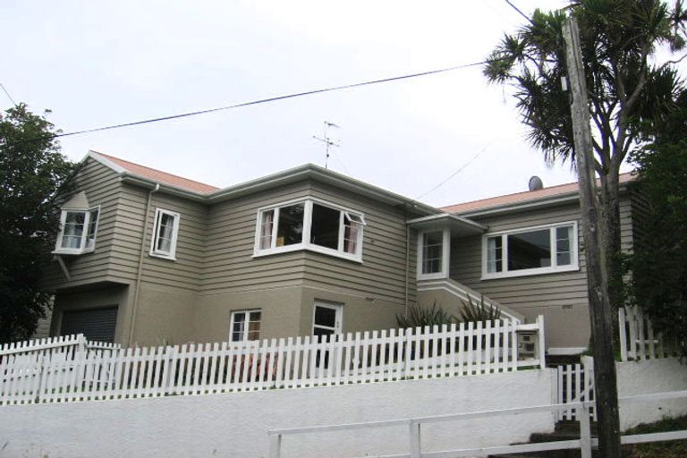 Photo of property in 28 Cashmere Avenue, Khandallah, Wellington, 6035