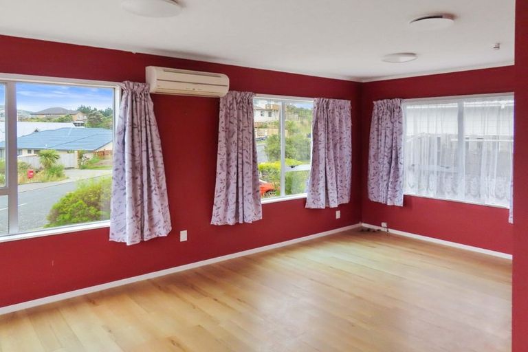 Photo of property in 262 Maungaraki Road, Maungaraki, Lower Hutt, 5010