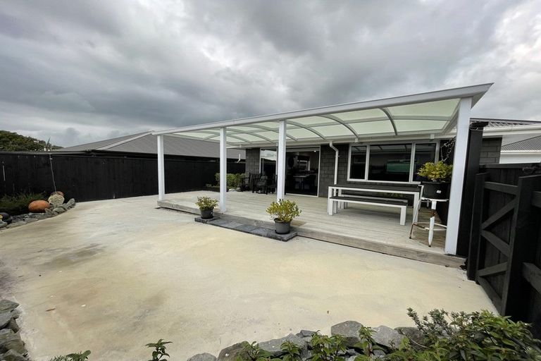 Photo of property in 110 Cracroft Street, Waitara, 4320