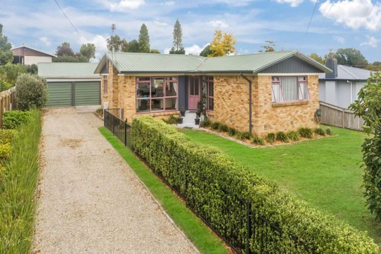 Photo of property in 64 Browning Street, Leamington, Cambridge, 3432