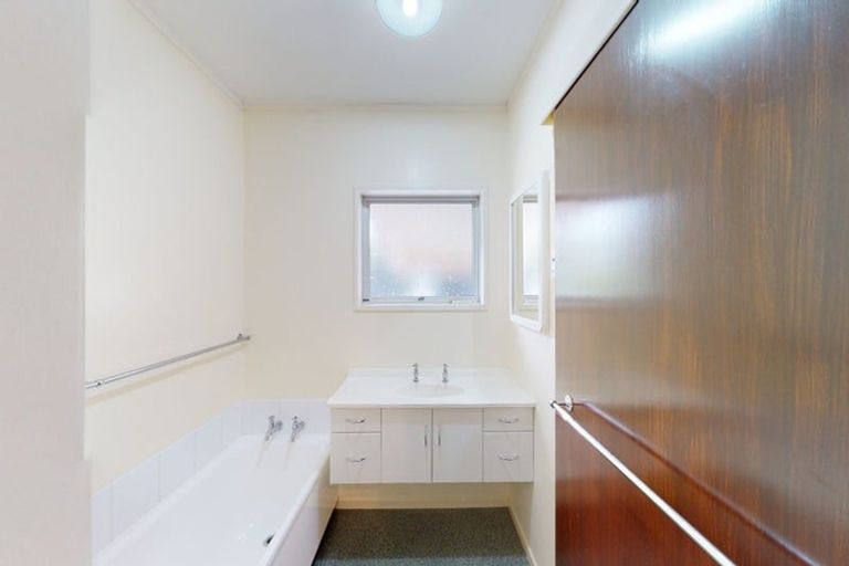 Photo of property in 40 Shakespeare Road, Bastia Hill, Whanganui, 4500