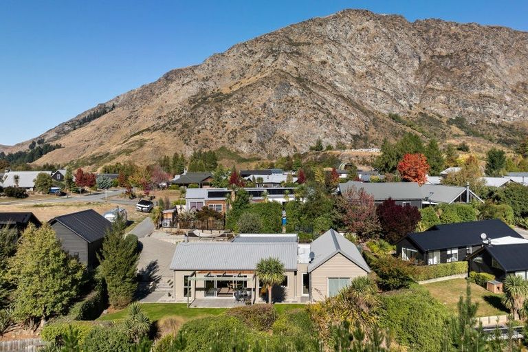 Photo of property in 51 Mathias Terrace, Arthurs Point, Queenstown, 9371