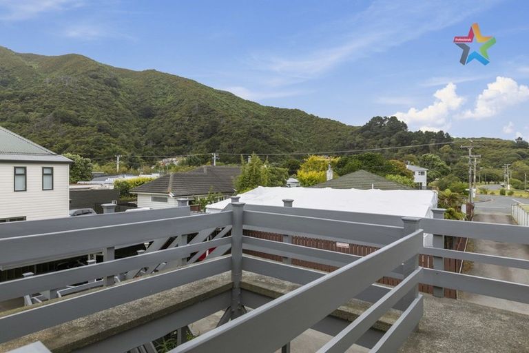 Photo of property in 5/154 Whites Line East, Waiwhetu, Lower Hutt, 5010