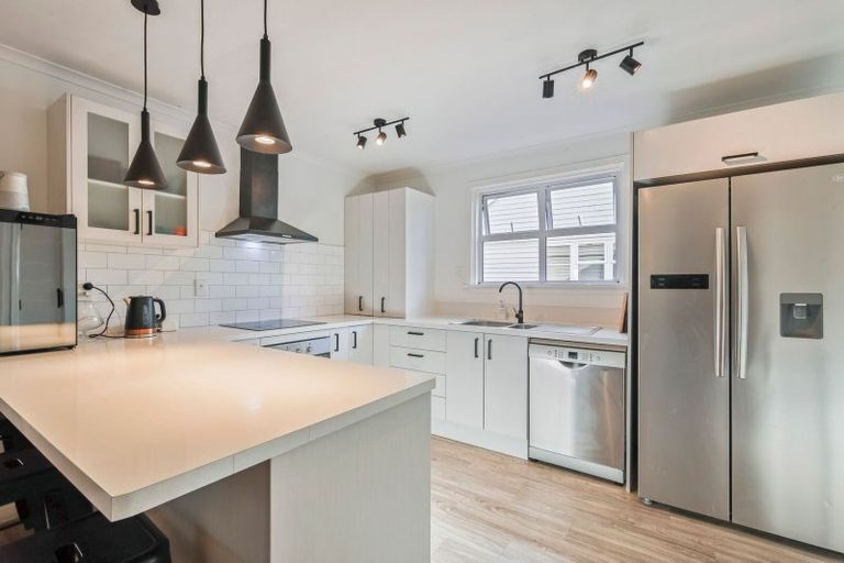 Photo of property in 249 Knowles Street, Mairehau, Christchurch, 8052