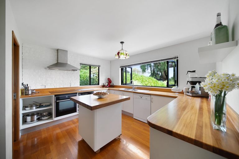 Photo of property in 528 Ponga Road, Opaheke, Papakura, 2584