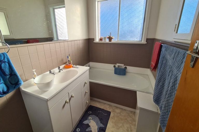 Photo of property in 13 Te Puia Street, Te Kamo, Whangarei, 0112