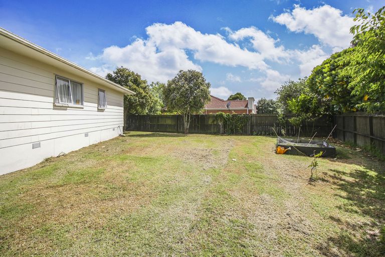 Photo of property in 309a Royal Road, Massey, Auckland, 0614