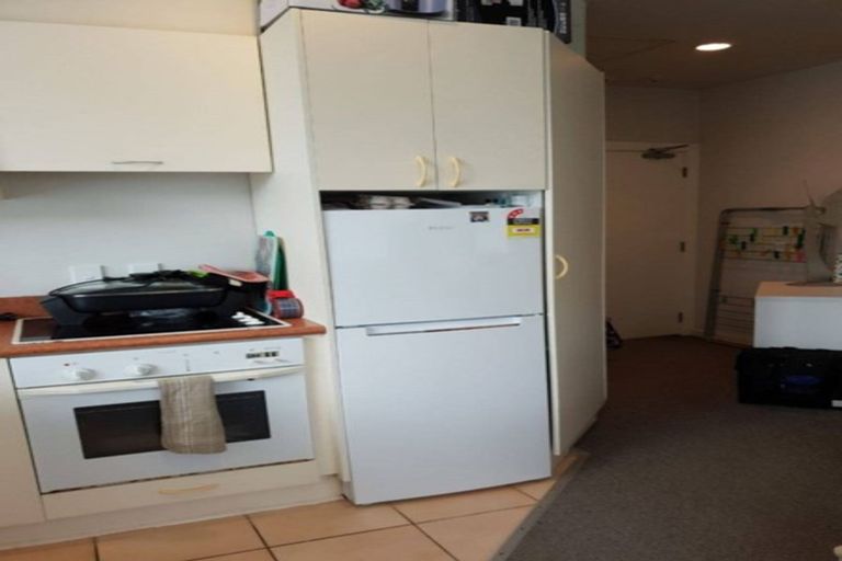 Photo of property in Terrace Tower Apartments, 2f/126 The Terrace, Wellington Central, Wellington, 6011