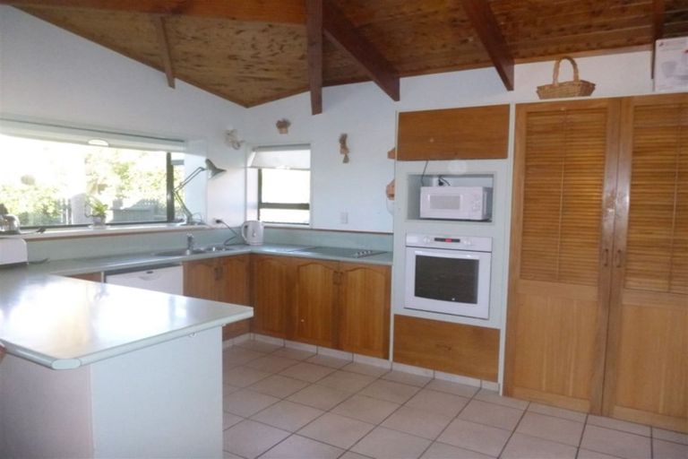 Photo of property in 234 Onemana Drive, Onemana, Whangamata, 3691