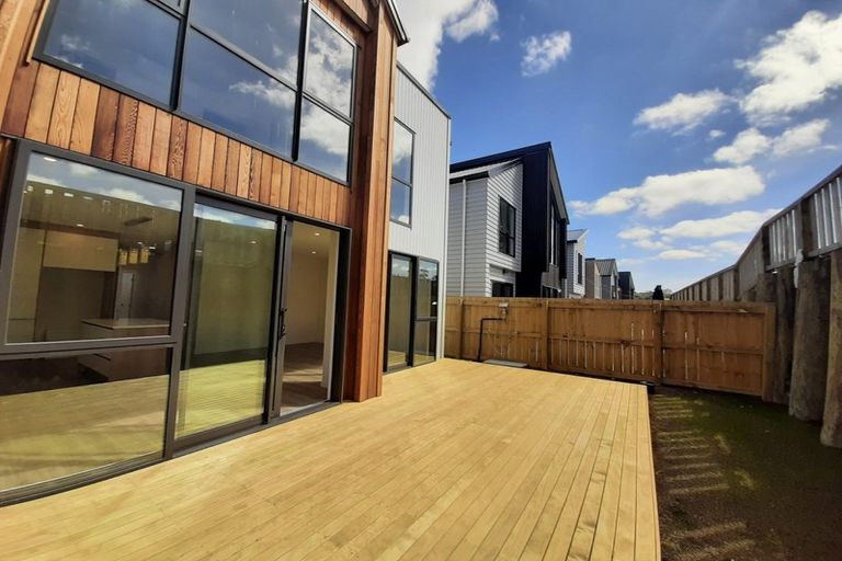 Photo of property in 79 Matakohe Road, Westgate, Auckland, 0814