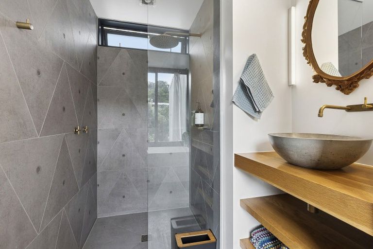 Photo of property in 58 Clarence Street, Brooklyn, Wellington, 6021