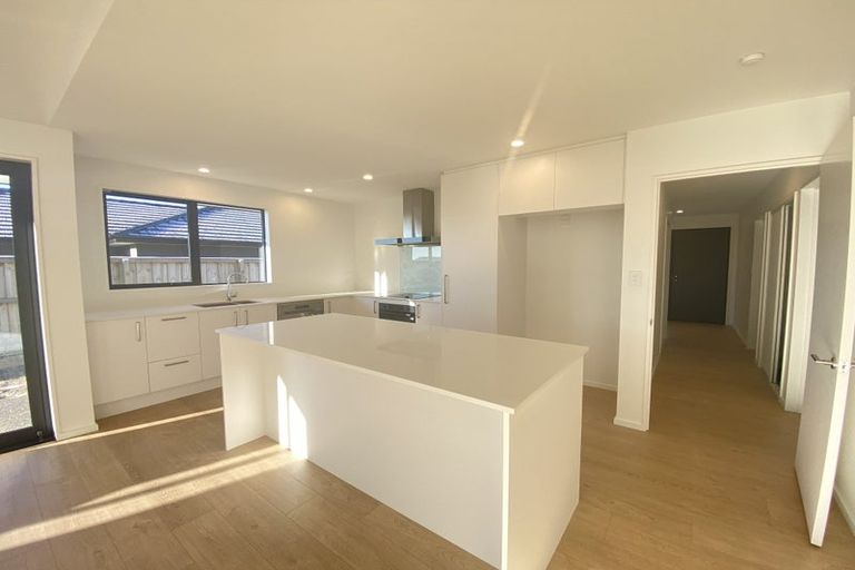 Photo of property in 75 Henshaw Street, Woodend, 7610