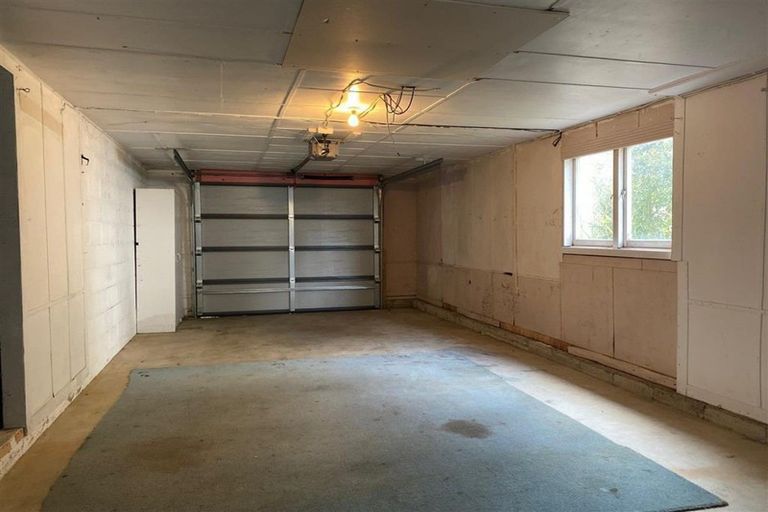 Photo of property in 150 Sunset Road, Unsworth Heights, Auckland, 0632