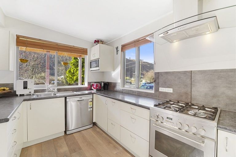 Photo of property in 34 Devon Street, Arrowtown, 9302