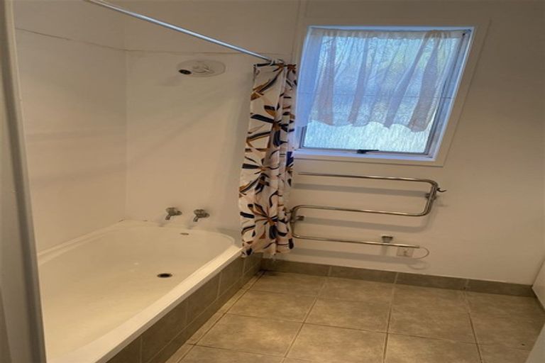 Photo of property in 36 Reelick Avenue, Pakuranga Heights, Auckland, 2010