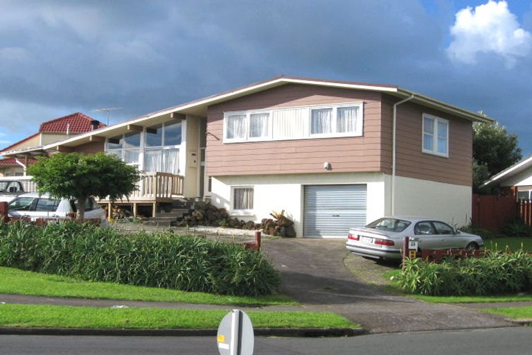Photo of property in 69 Priestley Drive, Bucklands Beach, Auckland, 2014