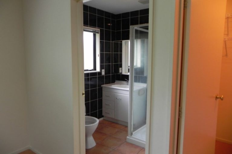 Photo of property in 11 Ring Lane, Paparangi, Wellington, 6037