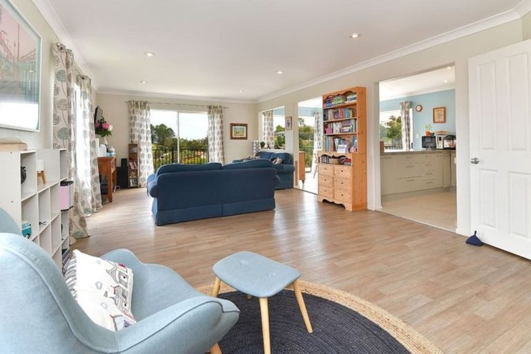 Photo of property in 1177 Whangaparaoa Road, Gulf Harbour, Whangaparaoa, 0930