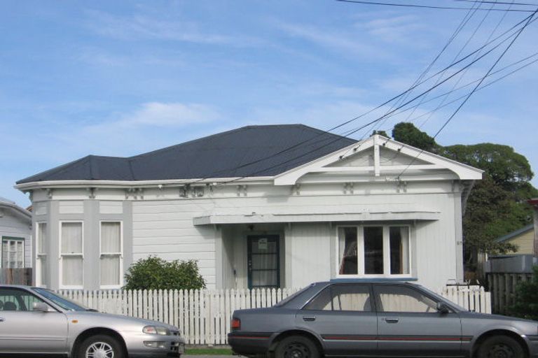 Photo of property in 8 Central Terrace, Alicetown, Lower Hutt, 5010