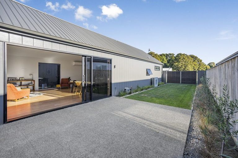 Photo of property in 30 Orchard Road, Greytown, 5712
