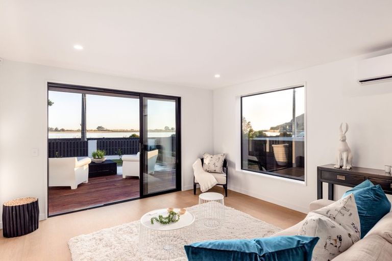 Photo of property in 212 Main Road, Moncks Bay, Christchurch, 8081