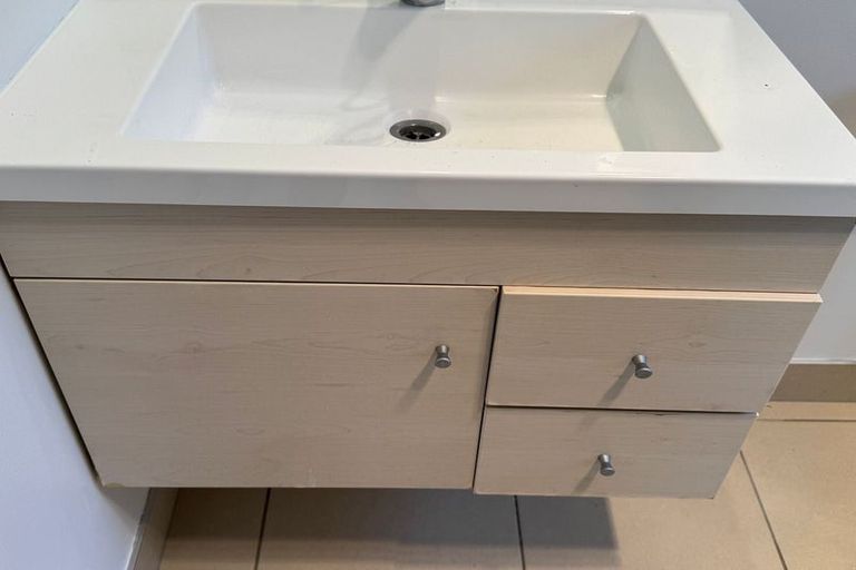 Photo of property in 41 Breaker Grove, Waiuku, 2123