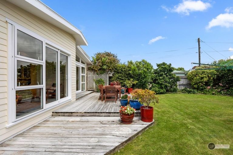 Photo of property in 135 Taita Drive, Avalon, Lower Hutt, 5011