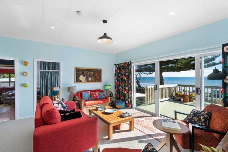 Photo of property in 136 The Parade, Paekakariki, 5034