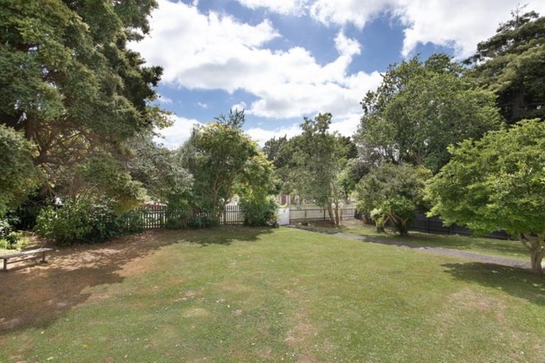 Photo of property in 21 Bond Street, Marton, 4710