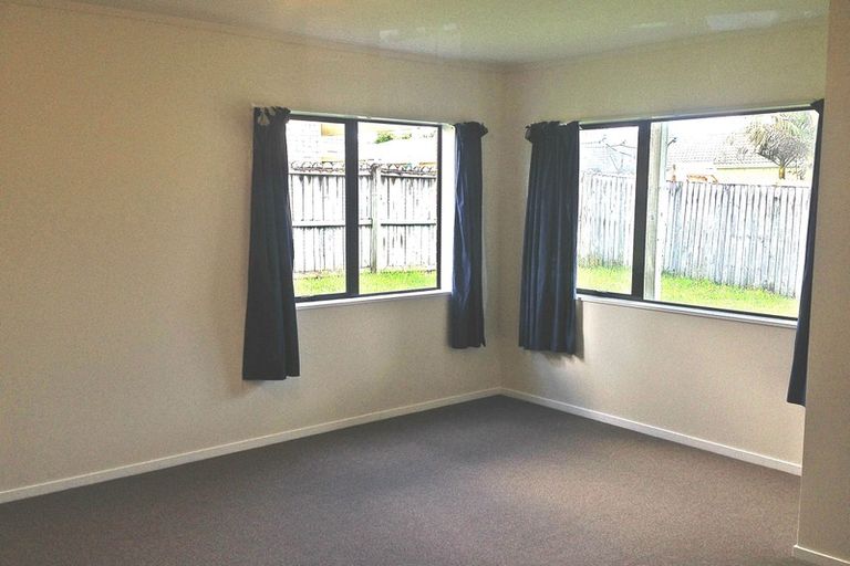 Photo of property in 12 Kona Crescent, Henderson, Auckland, 0610
