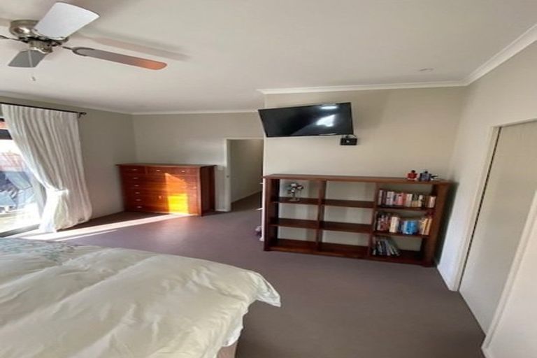 Photo of property in 52 Merriman Place, Pyes Pa, Tauranga, 3112