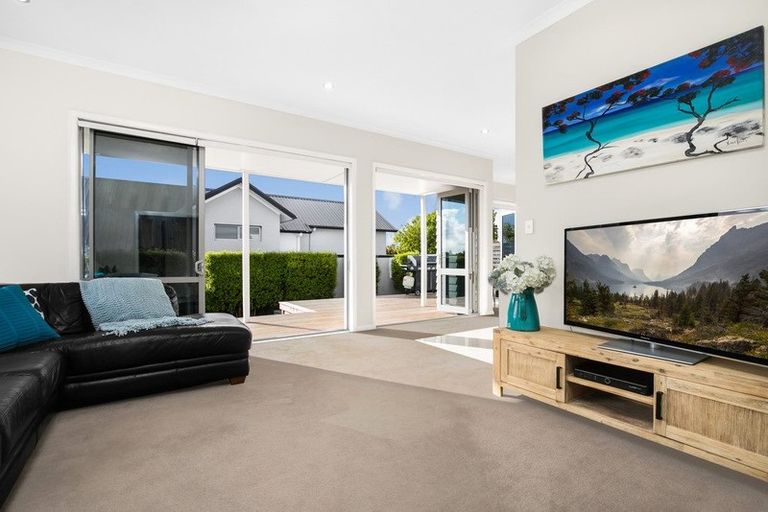 Photo of property in 11 Anselmi Ridge Road, Pukekohe, 2120