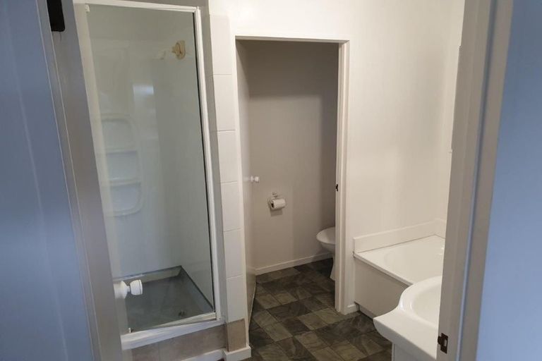 Photo of property in 2/7 Beach Road, Takanini, 2112