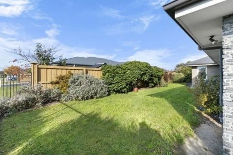 Photo of property in 11 Fernham Way, Rolleston, 7615