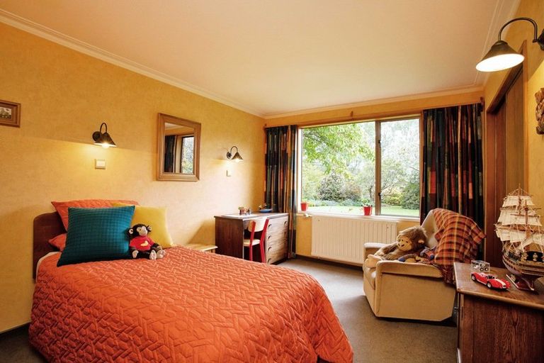 Photo of property in 54 Mckellar Road, Seaward Bush, Invercargill, 9871