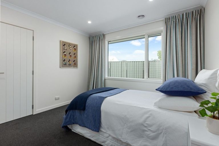 Photo of property in 7c Whakatomo Place, Havelock North, 4130