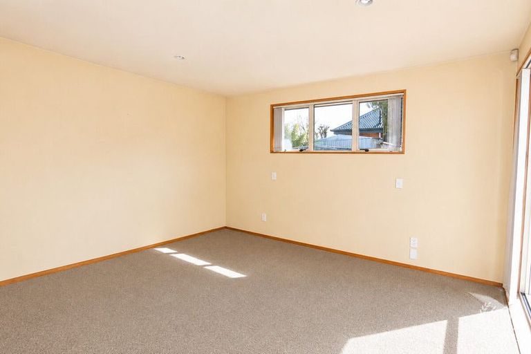 Photo of property in 187 Withells Road, Avonhead, Christchurch, 8042