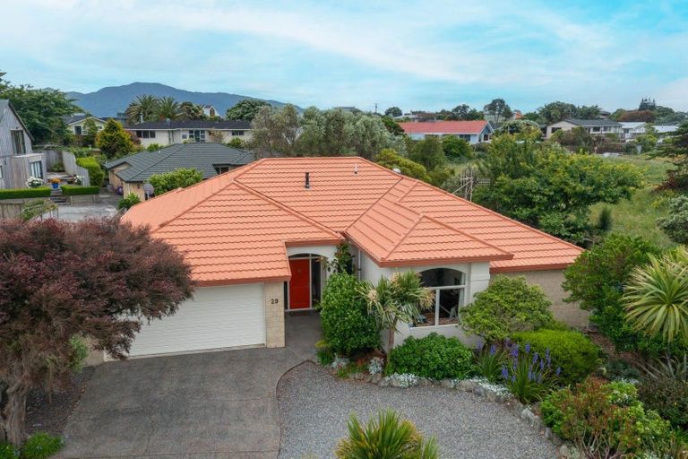 Photo of property in 29 Avion Terrace, Raumati Beach, Paraparaumu, 5032