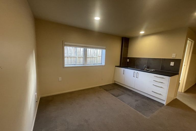 Photo of property in 9 Quibray Place, Botany Downs, Auckland, 2010