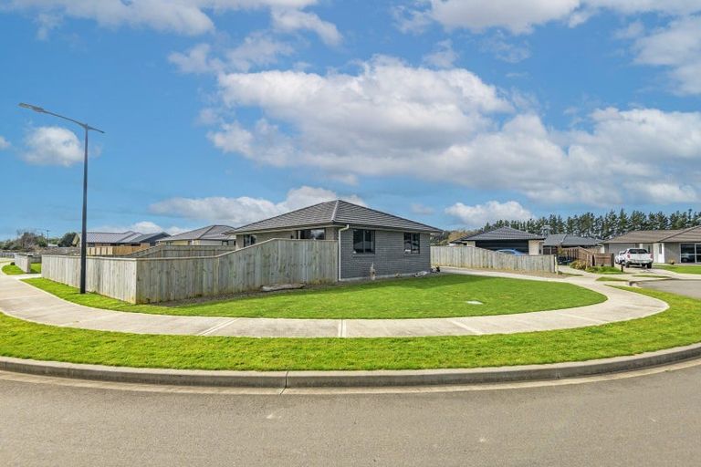 Photo of property in 27 Oldfield Lane, Marton, 4710