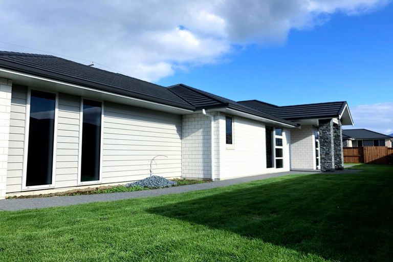 Photo of property in 1 Layla Place, Katikati, 3178