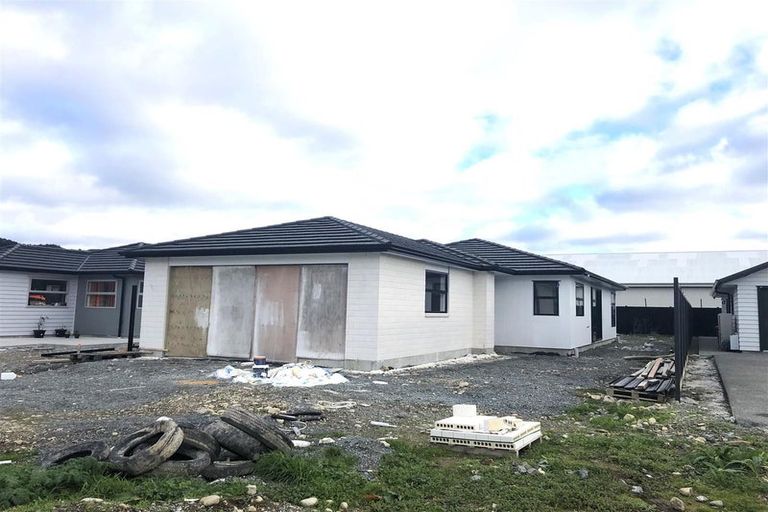 Photo of property in 61 Cynisca Crescent, Wallaceville, Upper Hutt, 5018