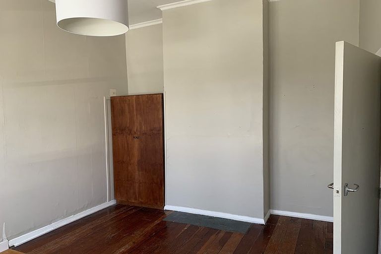 Photo of property in 11 Richmond Street, Petone, Lower Hutt, 5012