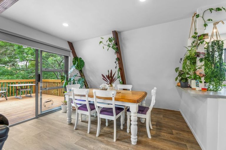 Photo of property in 40 Gledstane Road, Stanmore Bay, Whangaparaoa, 0932