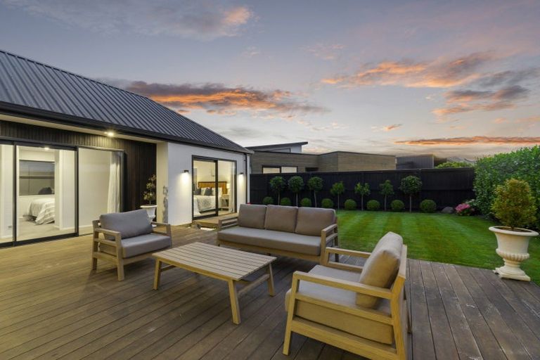 Photo of property in 38 Colwyn Street, Bryndwr, Christchurch, 8053