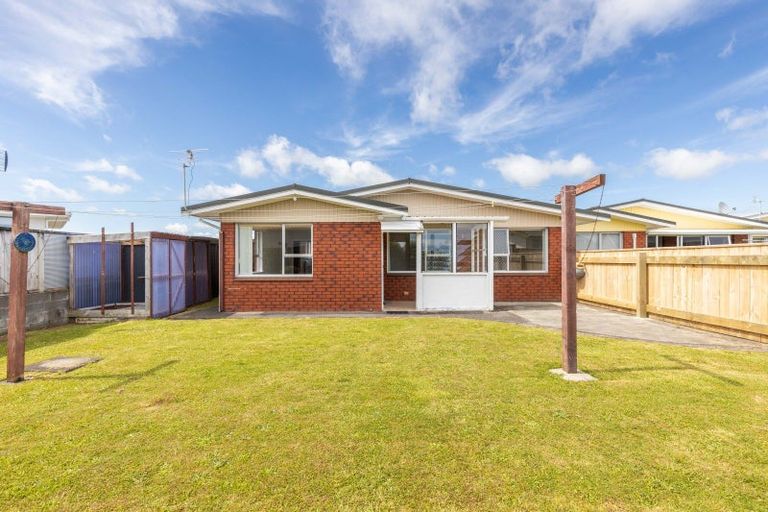 Photo of property in 7a Evelyn Place, Welbourn, New Plymouth, 4310