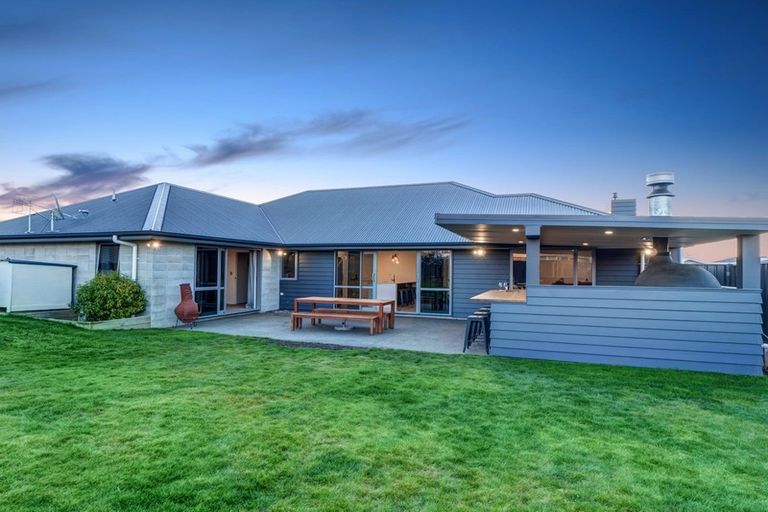 Photo of property in 7e Whakatomo Place, Havelock North, 4130